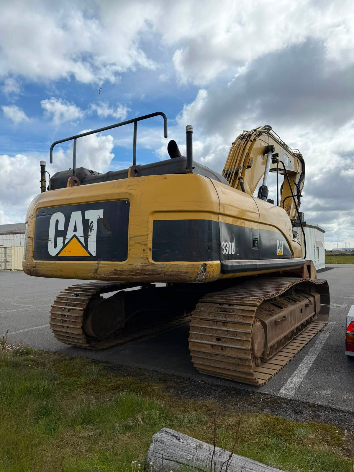 Notuð CAT 330 DL 2007
